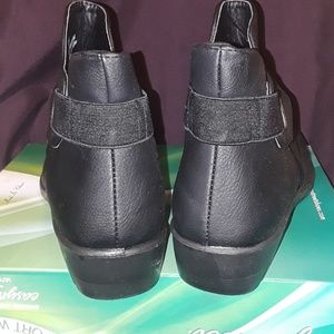 easy street bounty ankle booties